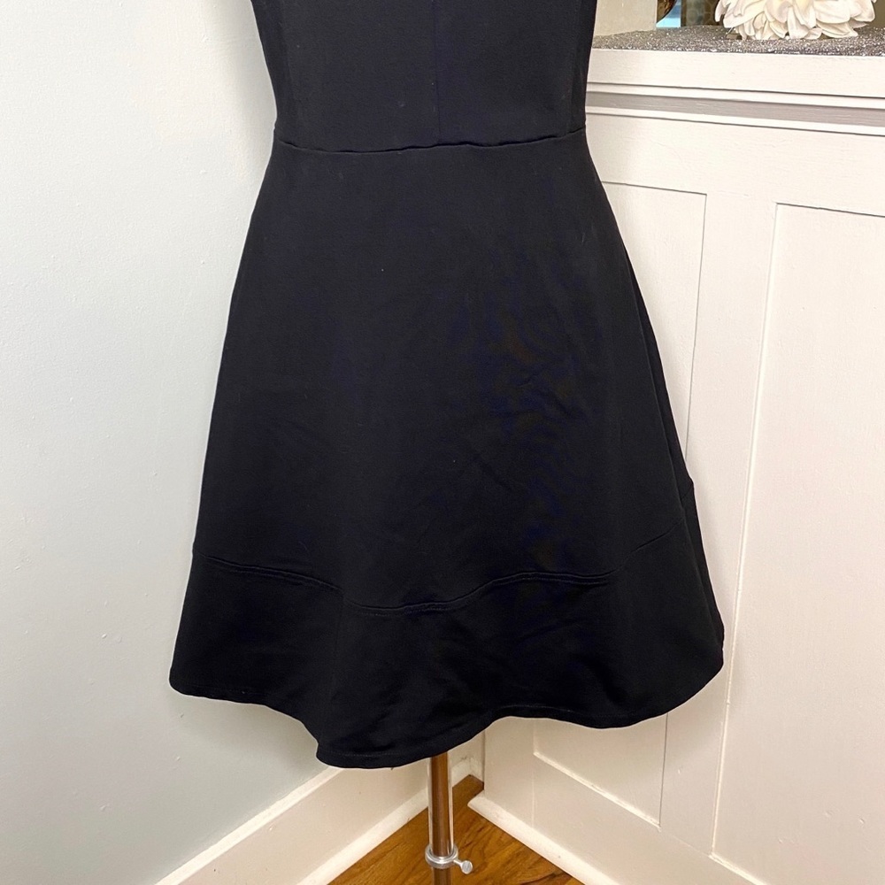 Cynthia Rowley Black V-Neck Fit & Flare Dress Size Large - Picture 4 of 10